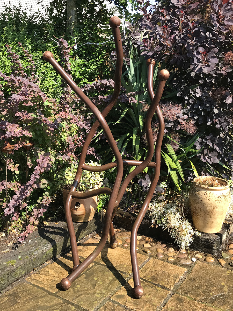 Naturalis steel sculpture viewed in Artist's garden