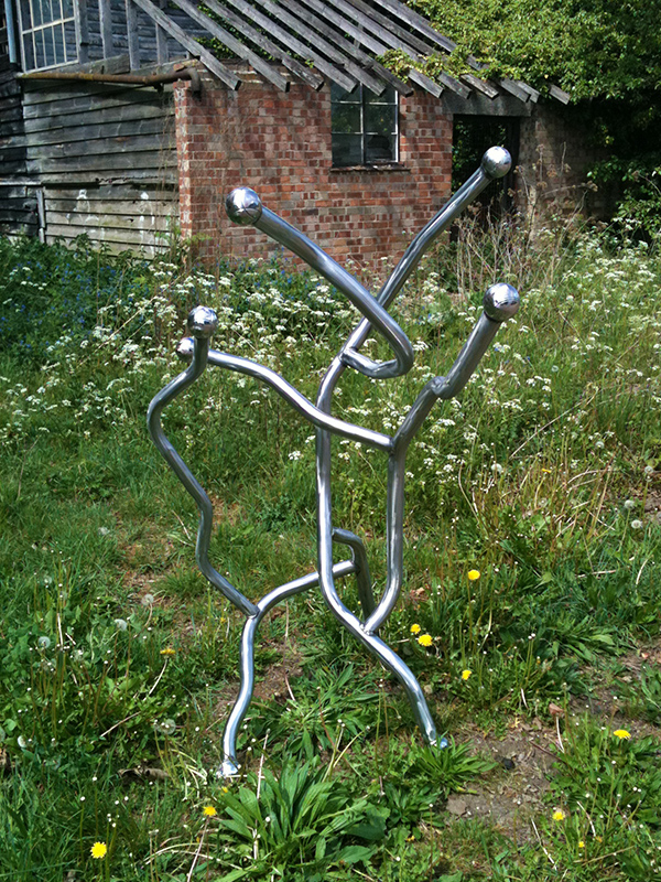 Vidente created from recycled steel tubing and pétanque balls